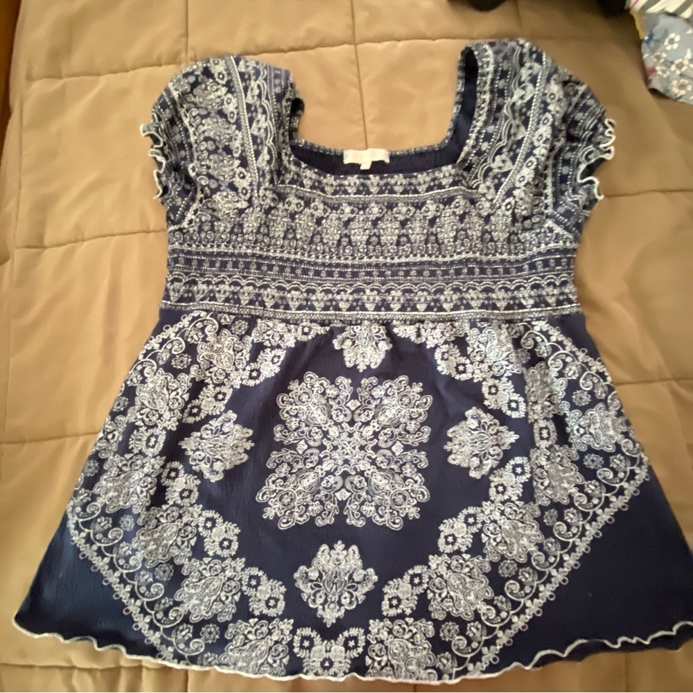 👗 Women's Blue Patterned Top Baby Doll style. GUC